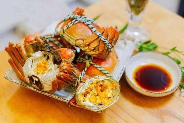 大闸蟹放在急冻室里会被冻死吗,大闸蟹冻死了还能吃吗