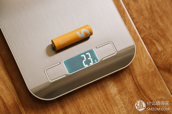 买了半辈子电池,才发现这样买得值:市售5号电池大横评