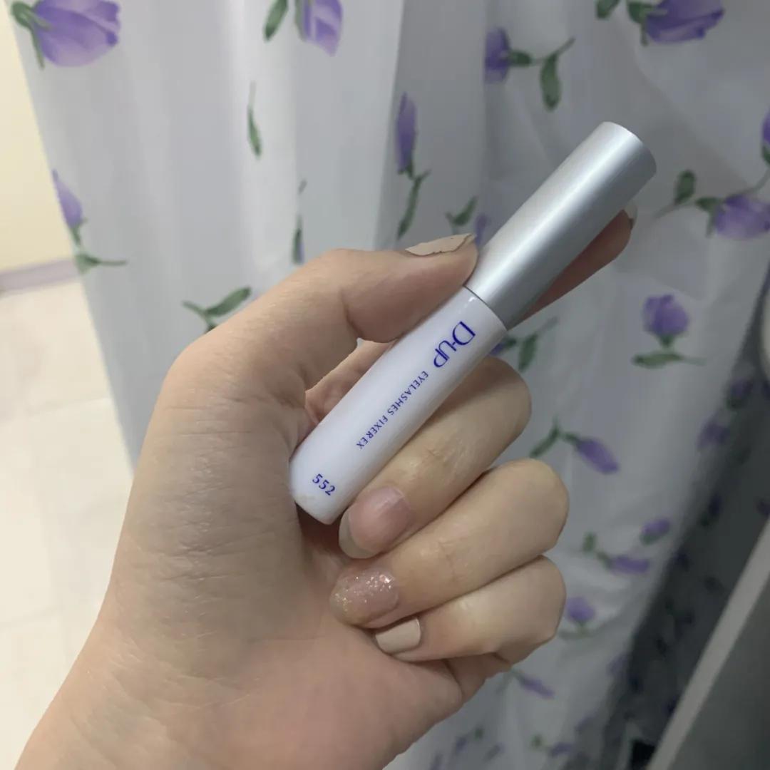 新手vs老手化妆,化妆用假睫毛胶水哪款好