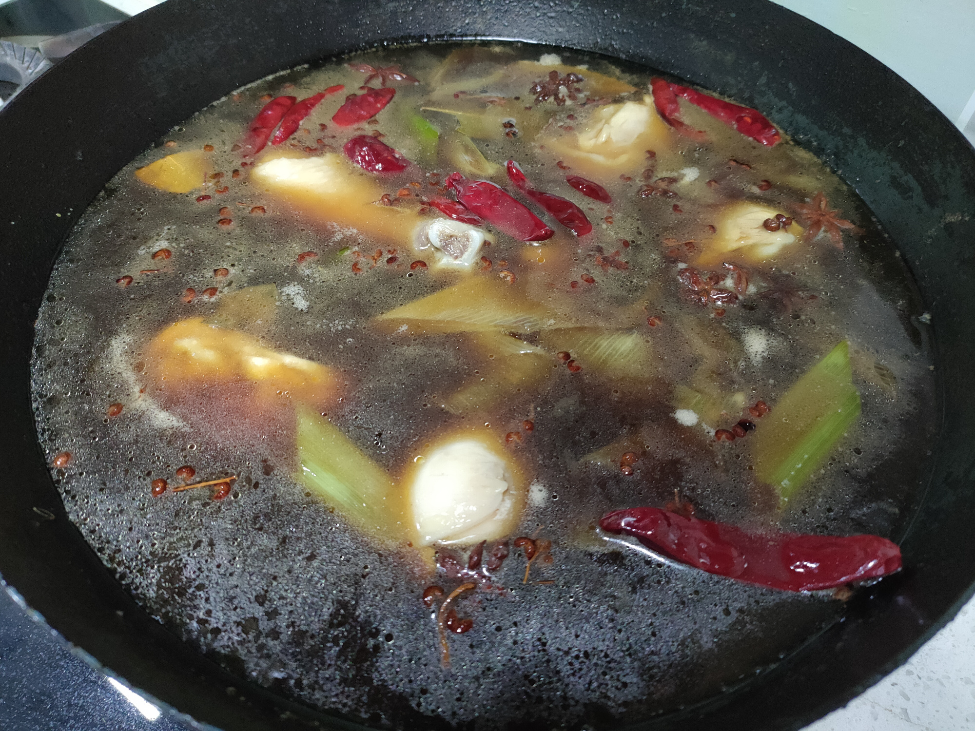 卤鸡腿最正宗的做法不让鸡腿烂,生鸡腿卤鸡腿家常做法适合小孩吃