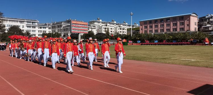 澶у鐢板緞,濂嬫枟闈掓槬寮哄浗鏈夋垜杩愬姩浼氬紑骞曞紡