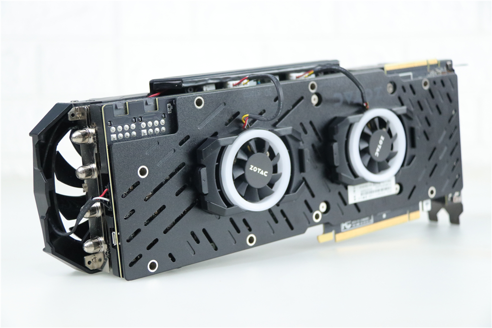 技嘉gigabytez490visiong,2000元技嘉z790主板