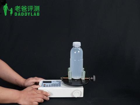 女生拧不开瓶盖暗示什么,有些女生真的拧不开瓶盖吗