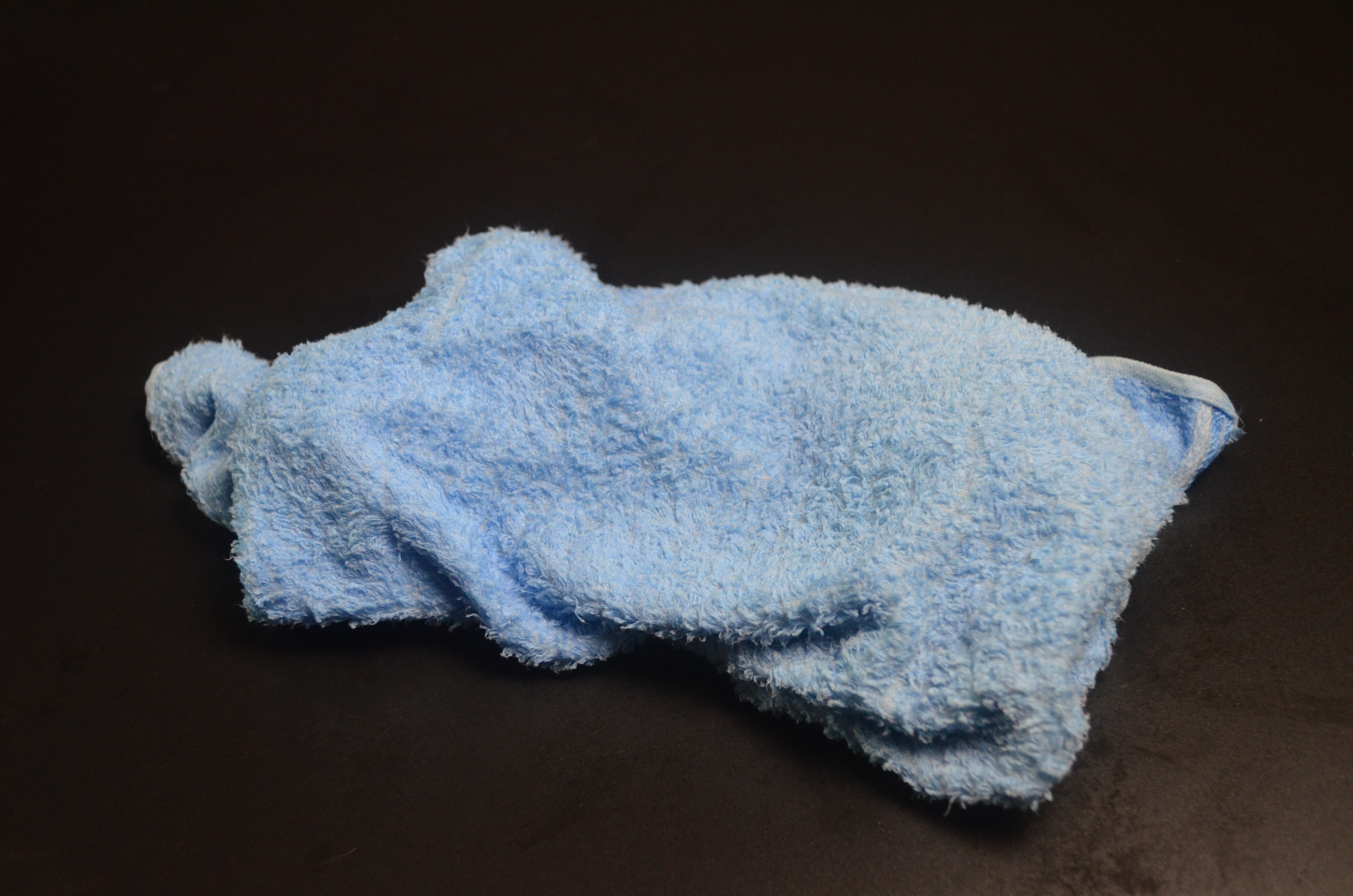 毛巾用久了又黄又臭,毛巾用久了很脏