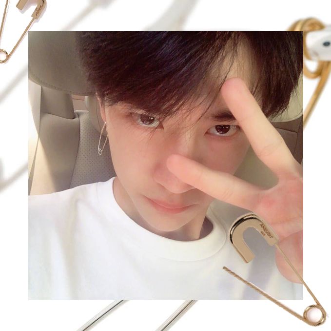 还在买阿迪耐克吗,ambush经典款