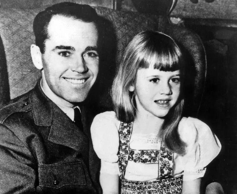 嫁过著名导演、政治家、大亨，简·方达这八十年是怎么过的？