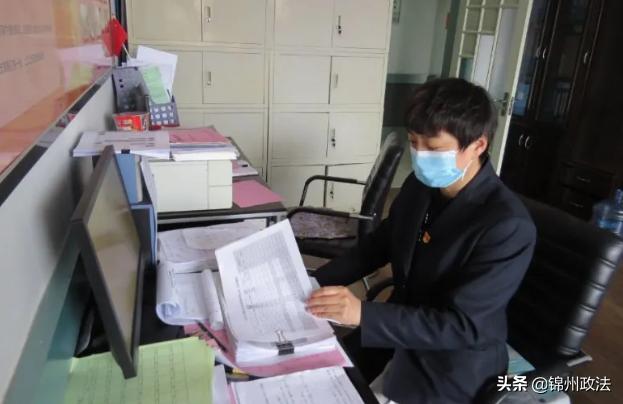 全民战疫黑龙江网格员做疫情防控“多面手”