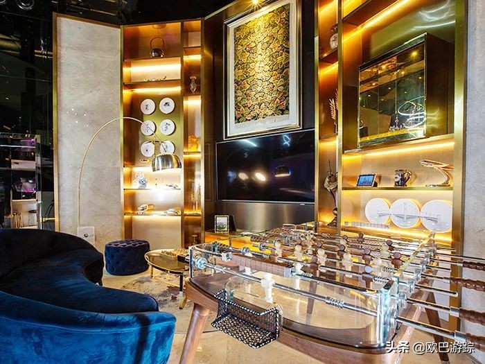 上海东方明珠塔里藏了一个酒店,你知道东方明珠有个酒店吗