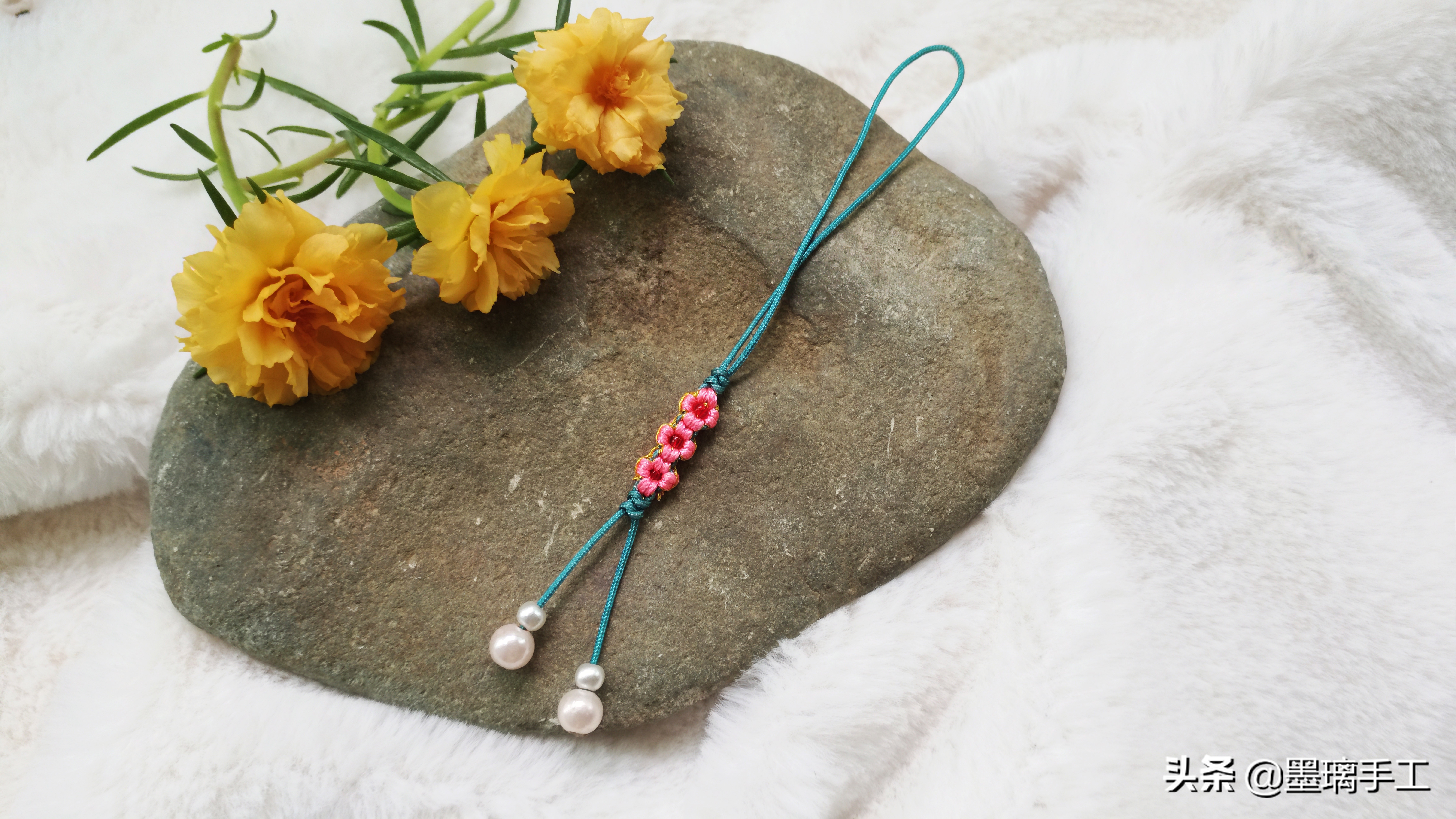 手工编织手链桃花结教程视频,简单手机绳编织教程简单又好看