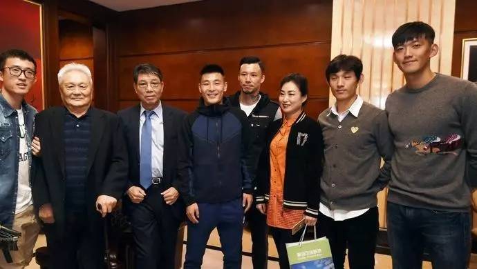 徐根宝武磊曹赟定,徐根宝曹赟定朱辰杰