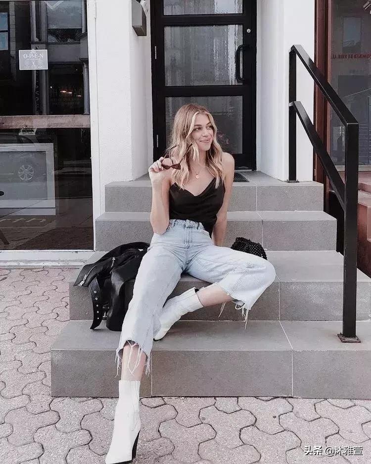 显瘦吊带直筒裤,你穿露肩吊带的样子