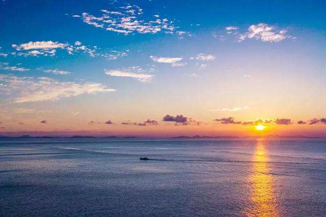 三亚哪里的海景最美,三亚的海边夜景真的很美