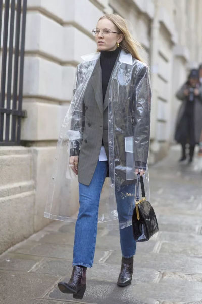 今年最流行的风衣外套 (斗篷雨衣好看还是风衣雨衣好看)