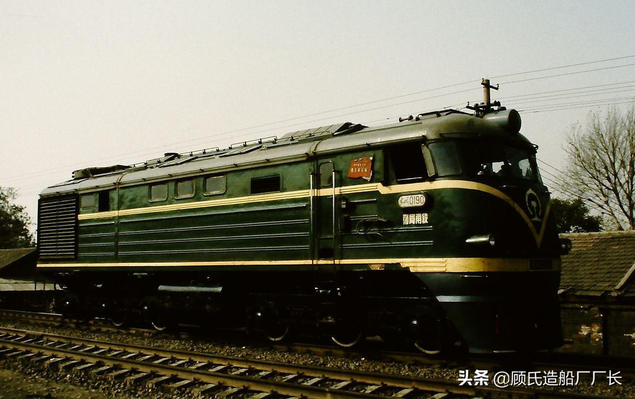 1816次列车脱轨事故,货运列车脱轨事件