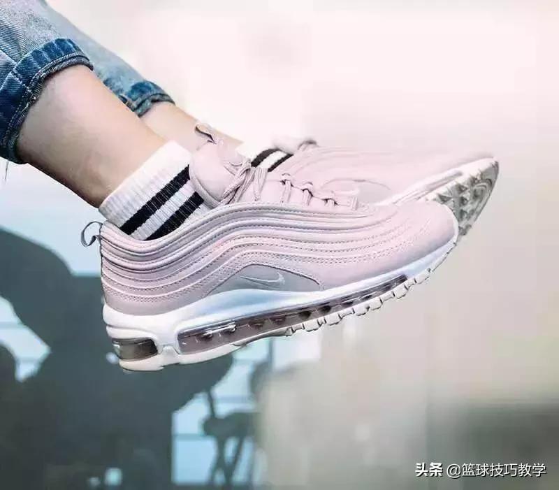 平价好看运动百搭鞋,平价又好看情侣鞋推荐