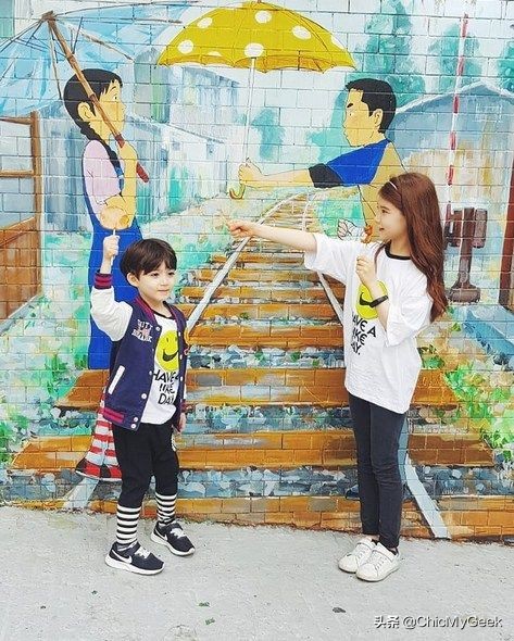 混血兄妹萌视频,美韩混血双胞胎网红