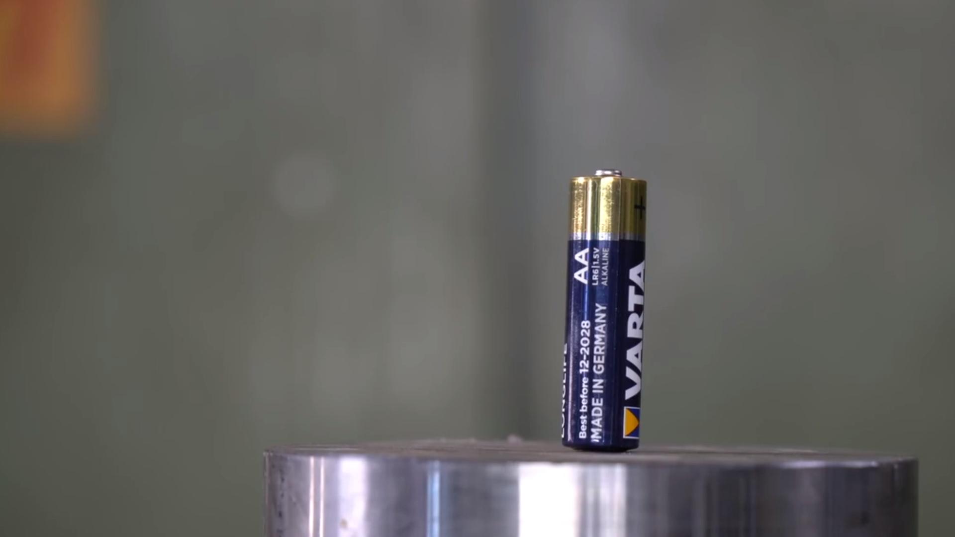 半导体封装为什么能绕过光刻机,半导体芯片与光刻机的区别