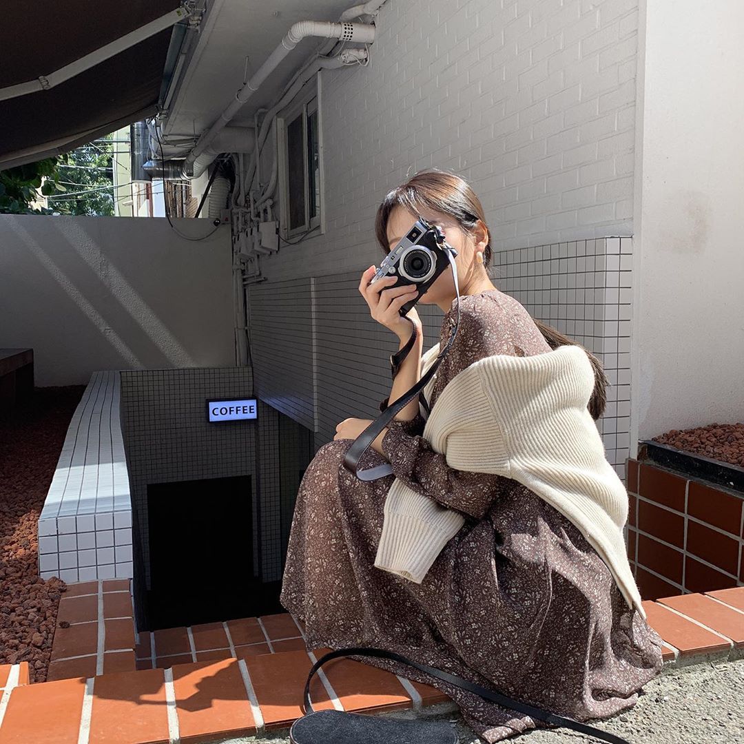 新款韩系碎花裙怎么搭配,欧韩裙搭配技巧