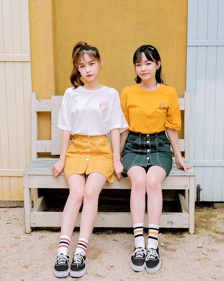 袜子上新,袜靴裙装解锁超能打的时髦组合