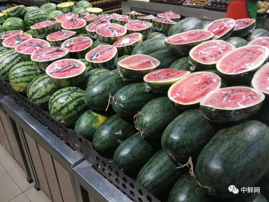 西瓜怎么才能挑好吃的,西瓜怎么挑才能挑到好的