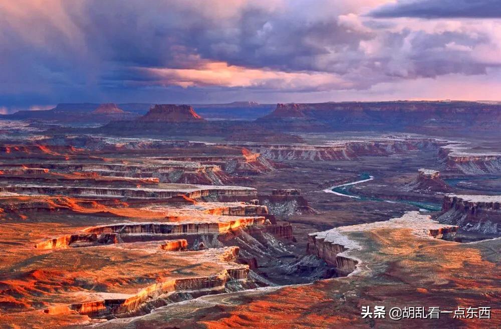 探访恐龙遗迹追寻恐龙,美国一公园发现恐龙世界恐龙足迹