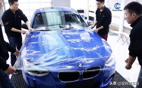 汽车贴膜后为什么要烤,汽车贴膜后需要晒太阳还是阴干