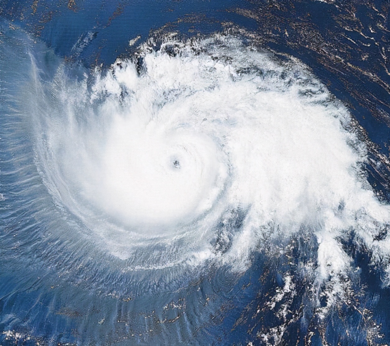 风会对地球表面产生怎样影响,风到底是如何形成