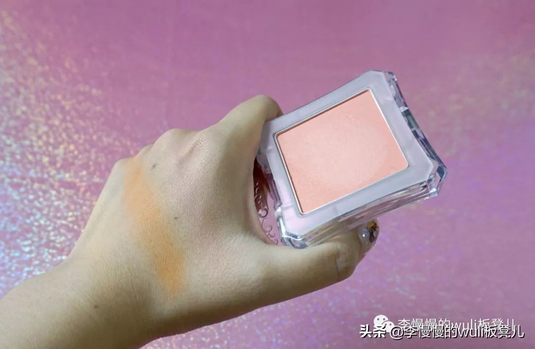 一秒入秋入冬,秋季彩妆必备单品推荐