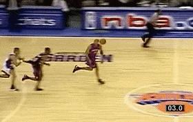 nba2kol文斯卡特98版扣篮动作,文斯卡特大风车扣篮背后角度