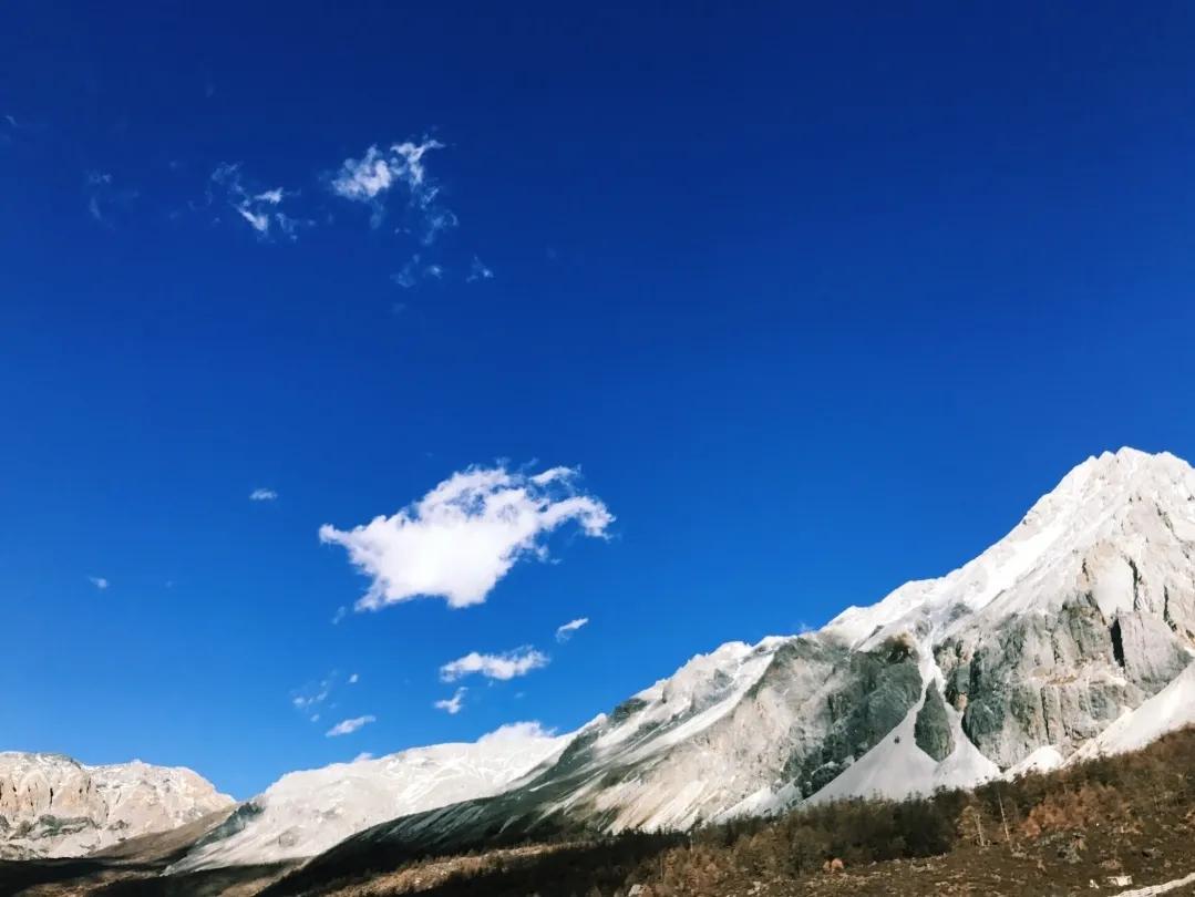 稻城亚丁一个让人魂牵梦绕的地方,稻城亚丁最接近天堂的地方