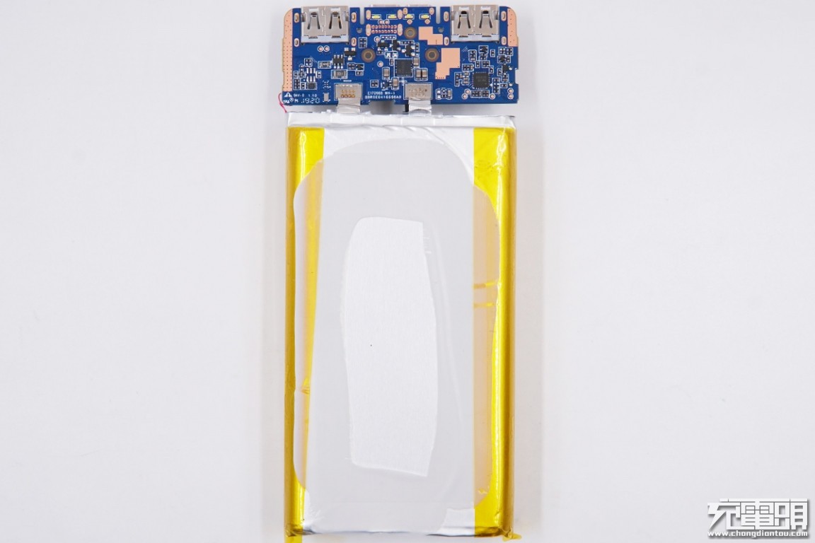 红米充电宝20000快充版值得购买吗,拆解redmi67瓦快充