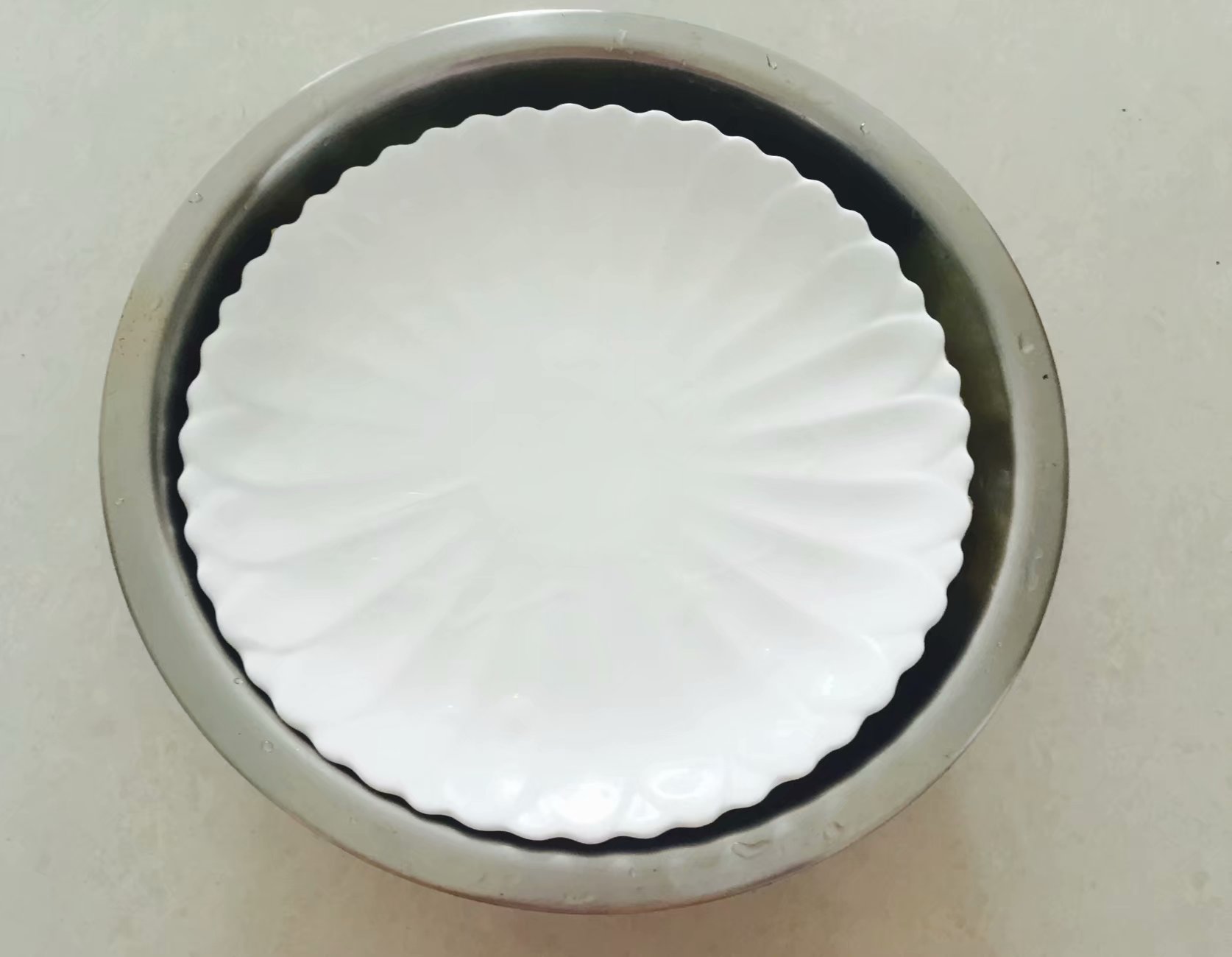 此鱼生长在固定的50公里之内，其鳔贵为稀有珍品