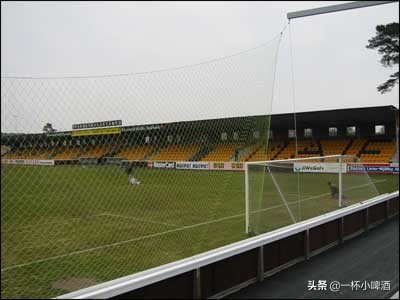欧洲联赛小型球场有哪些,欧洲五大联赛顶级球场
