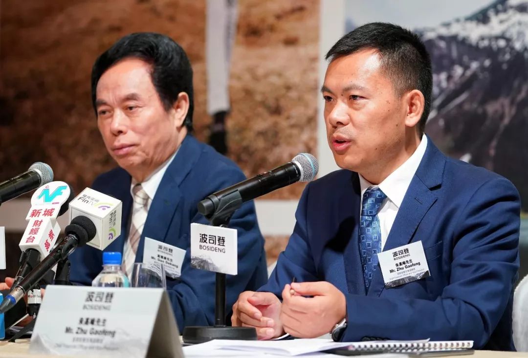 为啥波司登比雪中飞贵,波司登今年为什么这么贵