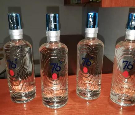 什么白酒最容易上头,什么白酒喝着淡却很上头