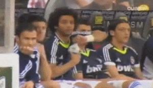 这是“真爱”,C罗晒帅气写真,前皇马队友怼C罗,球迷:好基友