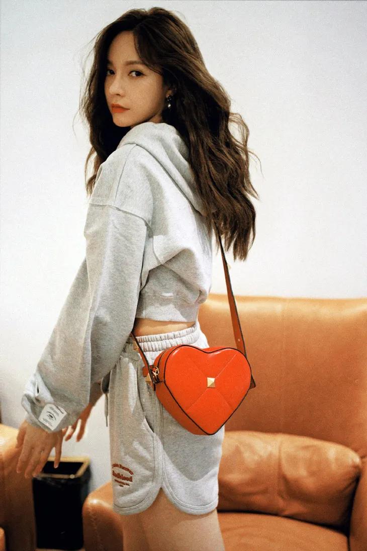 在北京偶遇杨幂,偶遇杨幂三里屯被搭讪