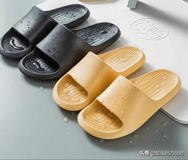 这个30岁年轻人，卖拖鞋1年挣2个亿！义乌老师傅：长江后浪推前浪