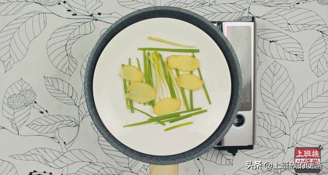 不炸不煎的鱼的做法,鱼不煎不炸