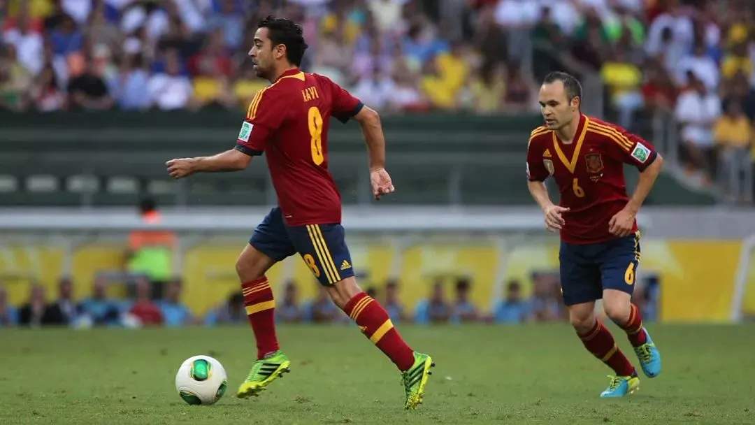 深度｜进击的六号—浅析后腰位置的发展和类别