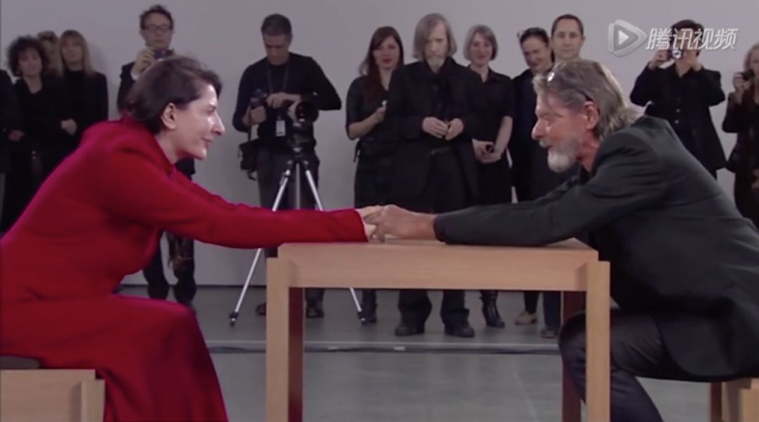 最著名艺术家CP永别：出轨后他结了婚，她却独身一人……