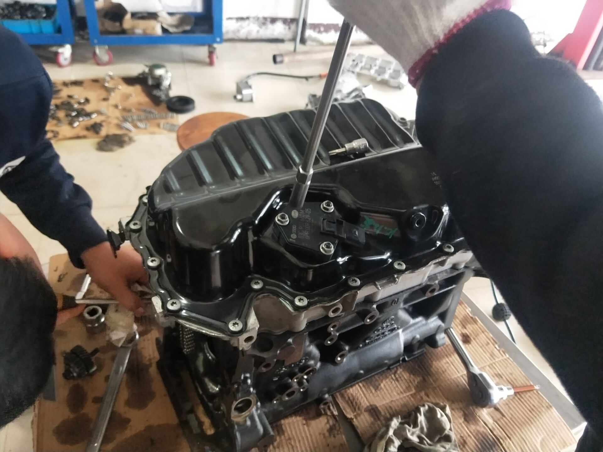 2010款大众途观发动机大修,2010年大众途观大修自己开值不