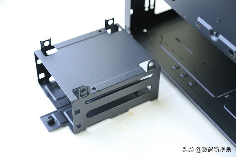 大牛拉小车的三轮摩托,大牛拉汽车视频