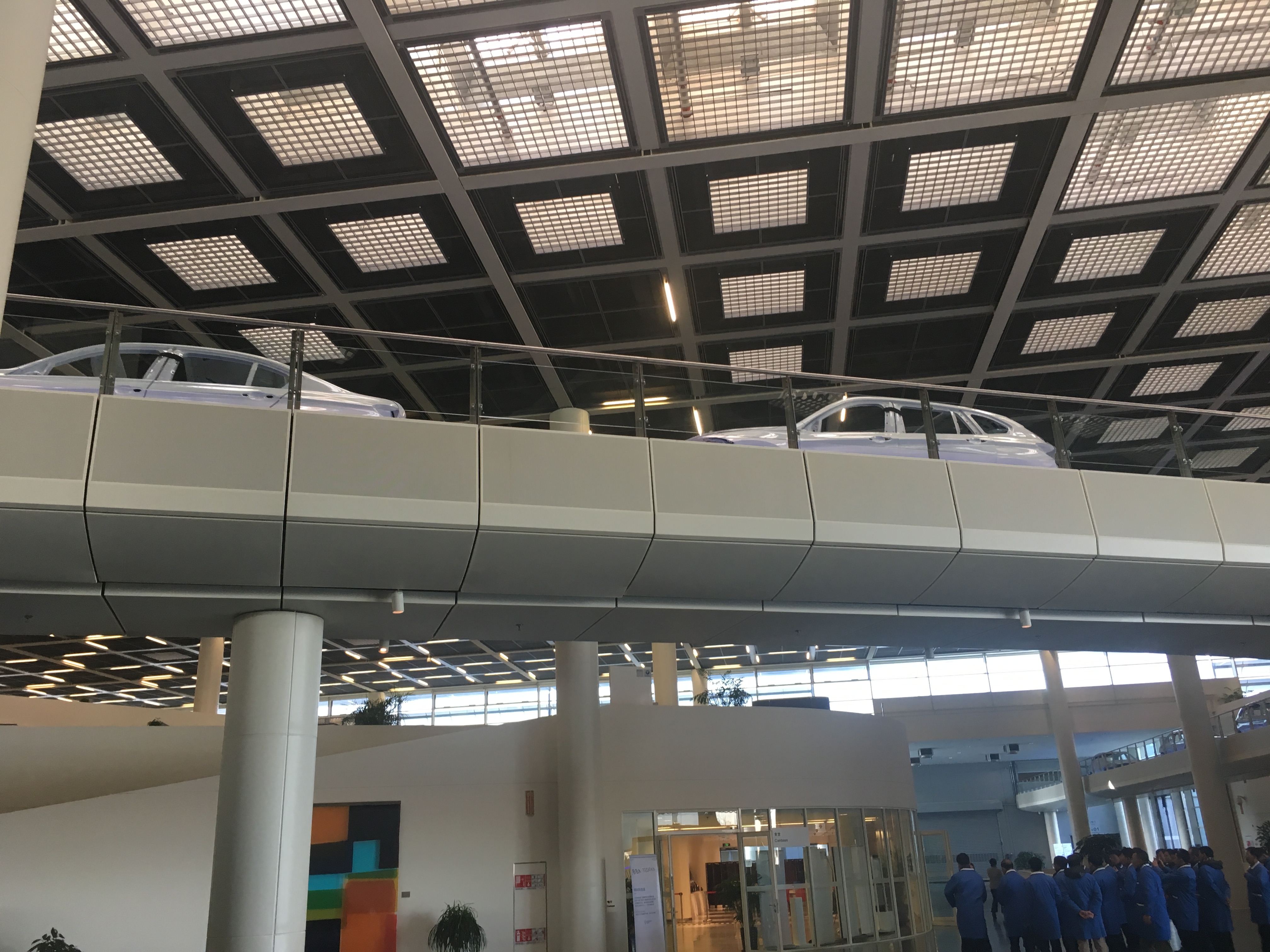 宝马5系一个车门喷漆要多少钱,宝马5系喷漆一个面多少钱