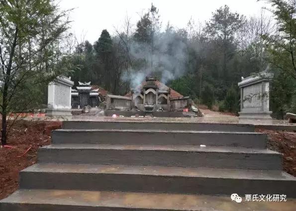 湖南石门覃公友仁墓园修缮工程建设始末记事