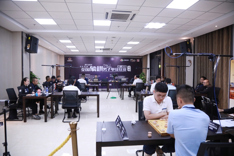 亳州战报|象甲联赛第六轮战罢，许文章含笑认输