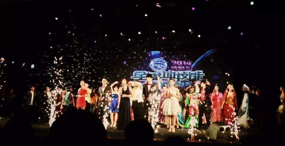 成体，一所靠“抓小偷”牢牢锁死热搜的学校