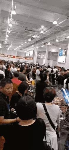 中国人买爆法国奢侈品店,中国人买爆奢侈品