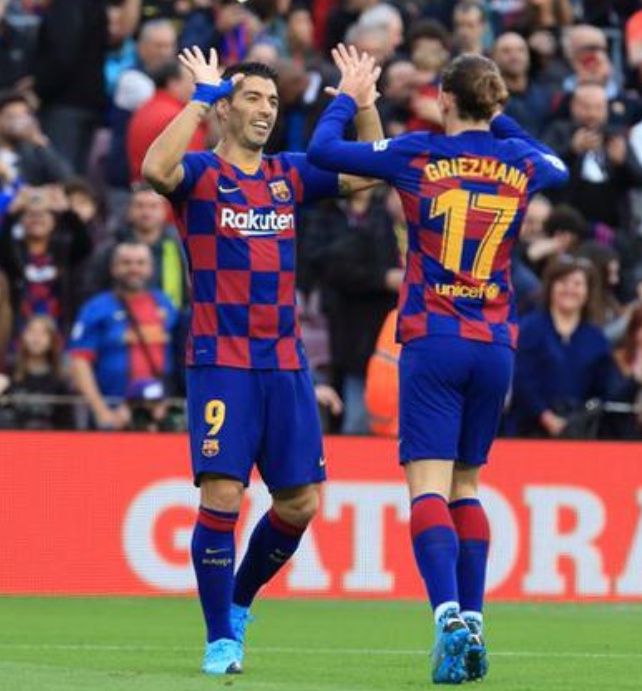 西甲巴萨4-0大胜格里兹曼,西甲巴萨4-0大胜拜仁