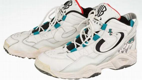 哪些球鞋难看,盘点篮球界大佬上脚的球鞋